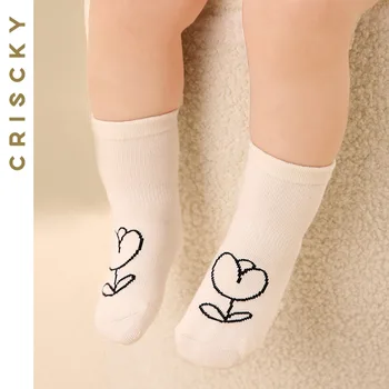 Носки 5 пар/Лот милые детские 2023 новый новорожденных девочек дышащие мягкие носки с цветочным письме многоточия Детские носки аксессуары