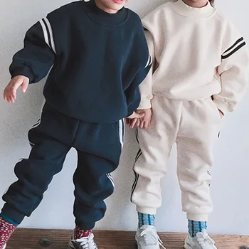Детский спортивный костюм в полоску, новинка осени 2023 года, флисовый теплый свитер для мальчиков и девочек, штаны, комплект из двух предметов для отдыха